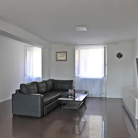 Casa Marconi Tuoro sul Trasimeno